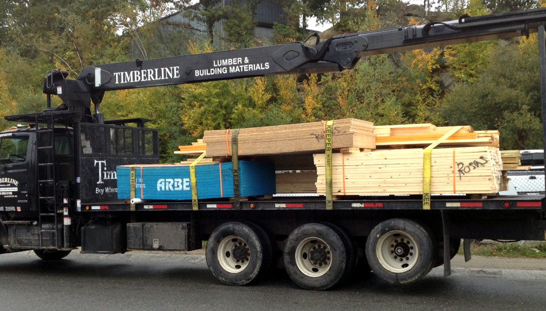 Timberline’s Hanson location is seeking full-time Class B Boom Operator